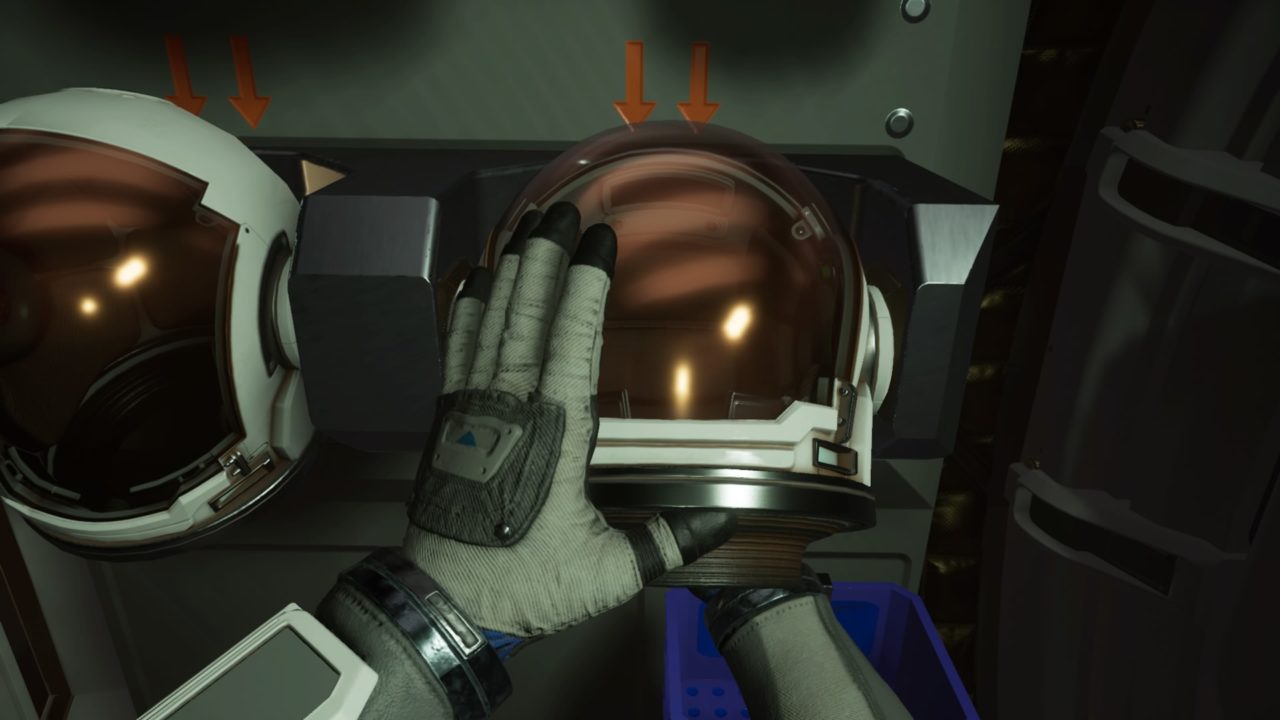 Moons of Madness Capacete