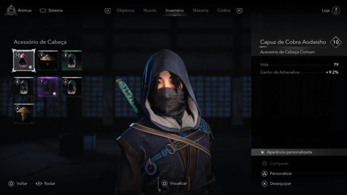 A tela mostra a seleção de equipamentos de Naoe em Assassin's Creed Shadows